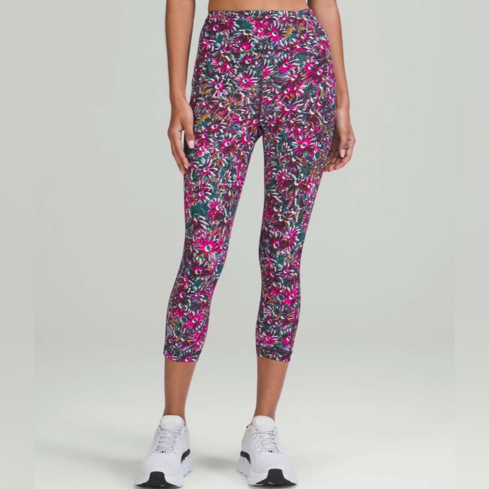 Lululemon Swift Speed High-Rise Crop 21" in Floral Electric Multi Size 4